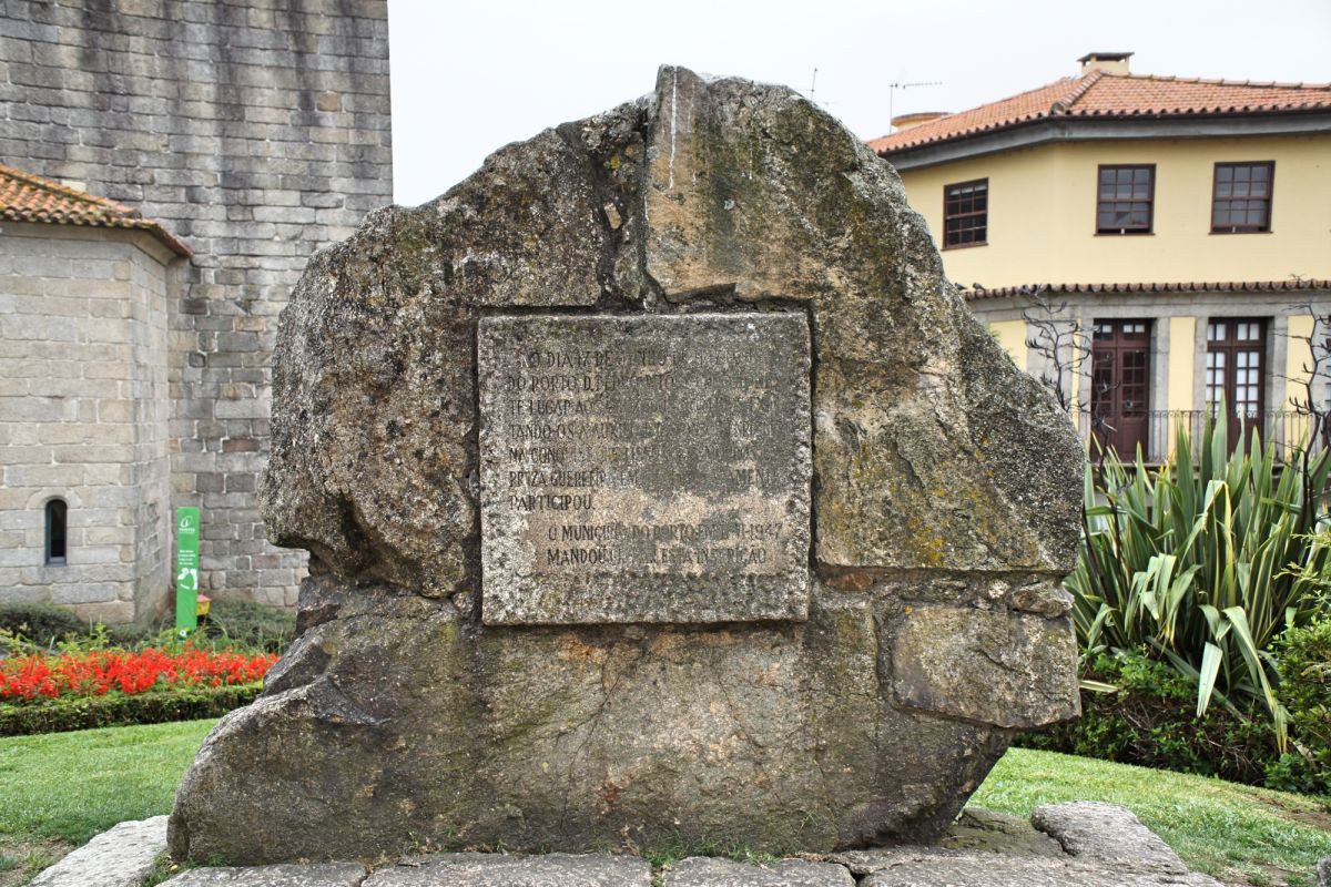 Памятник епископу Педро Питёэсу