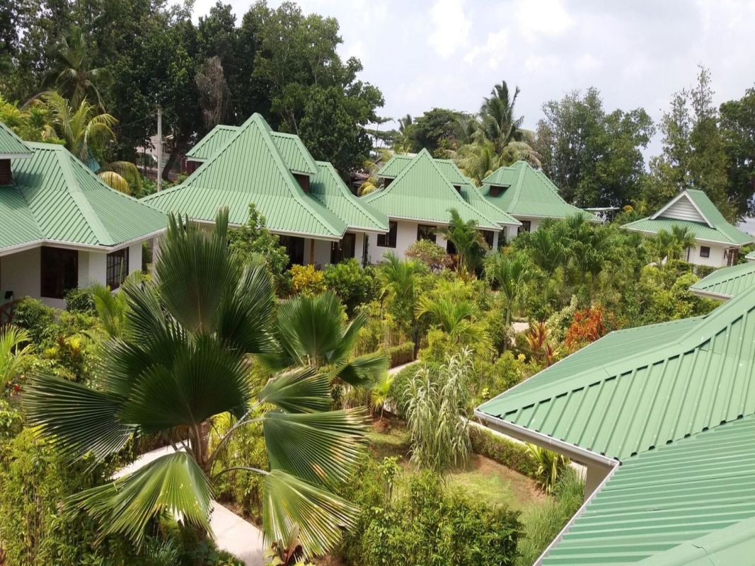 Le Surmer Selfcaterin Chalets