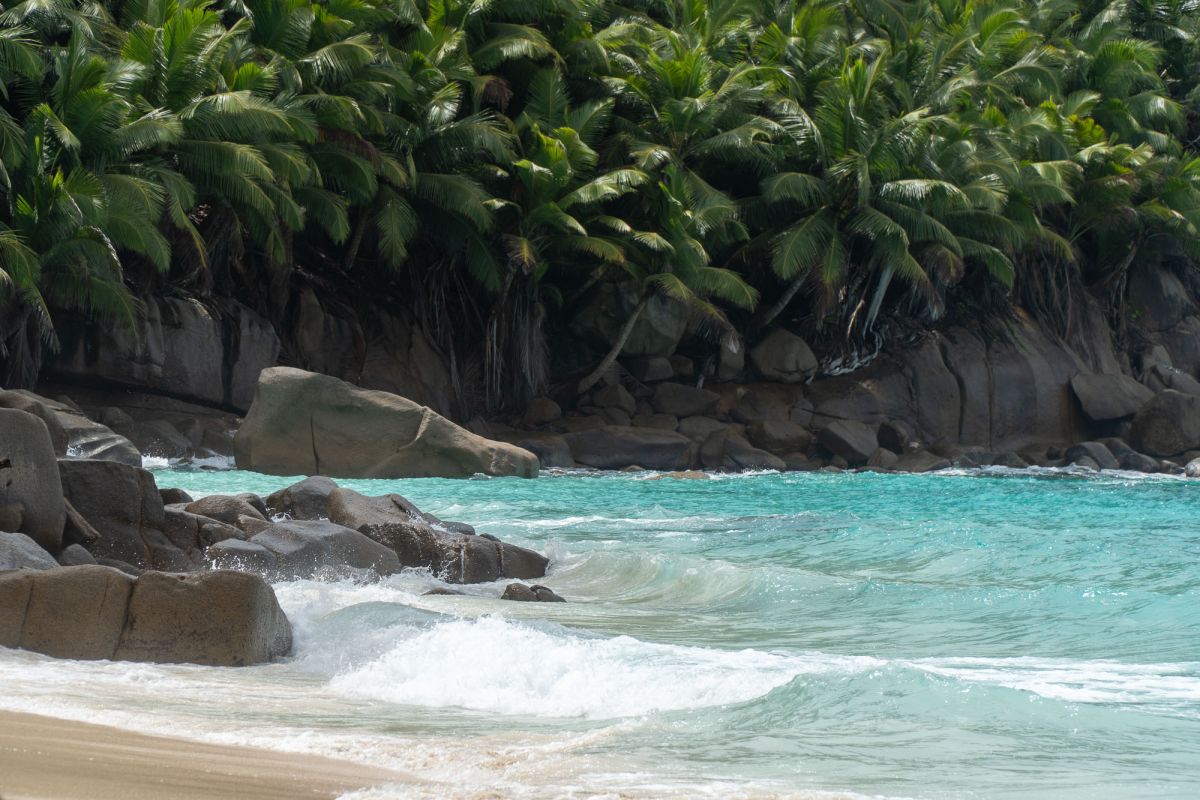 Пляж Анс Интенданс