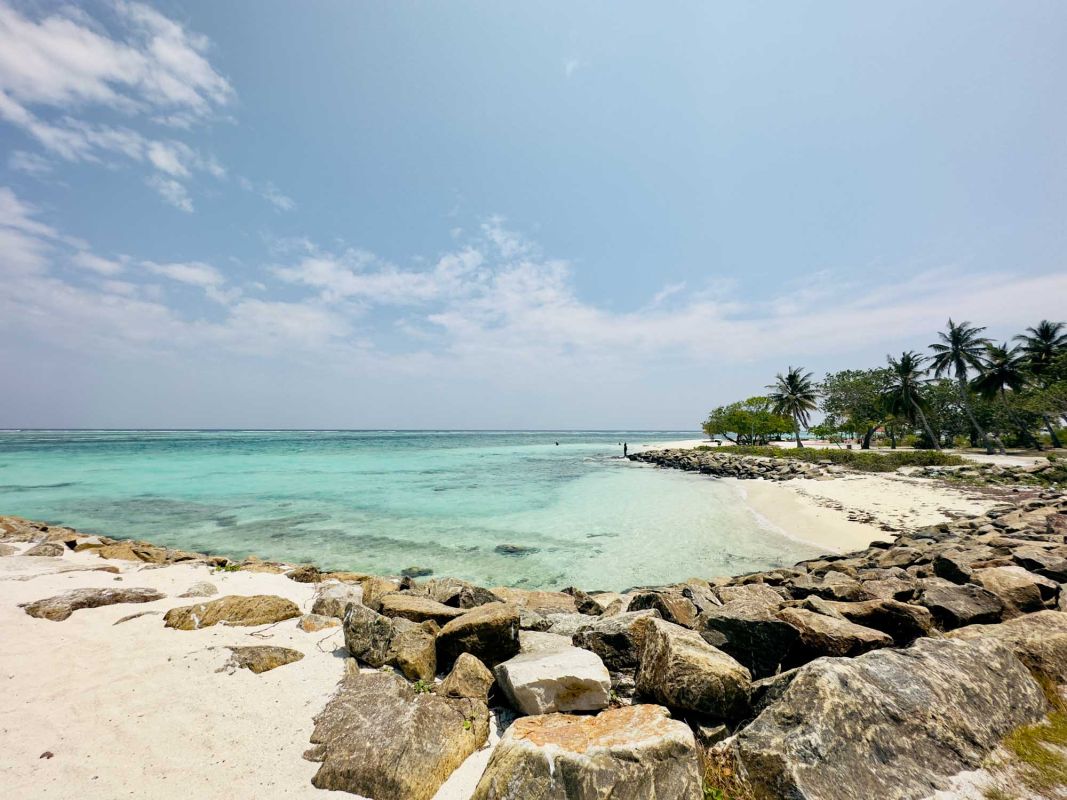 Общественный пляж Маафуши