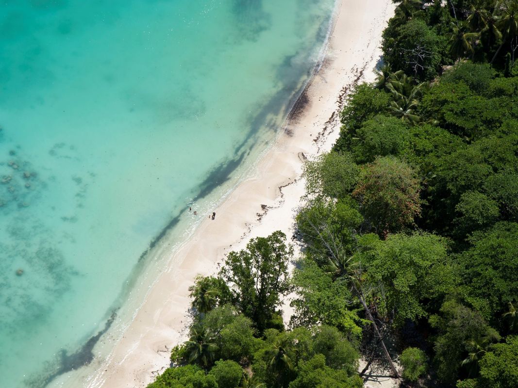 Пляж Порт-Лаунай