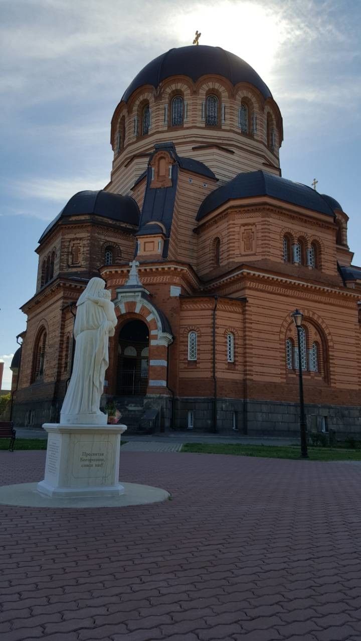 Воскресенский собор