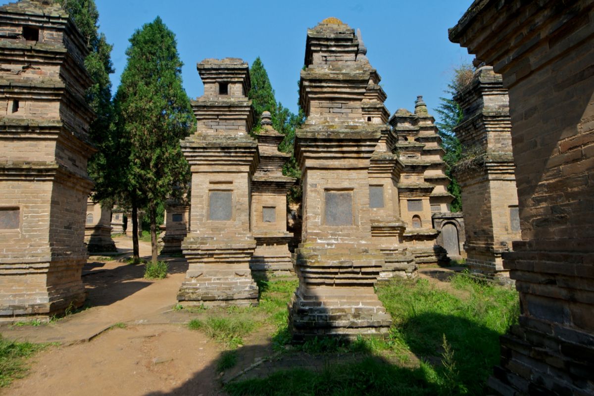 Лес Пагод Талинь в Шаолине (Pagoda Forest of Shaolin Temple)
