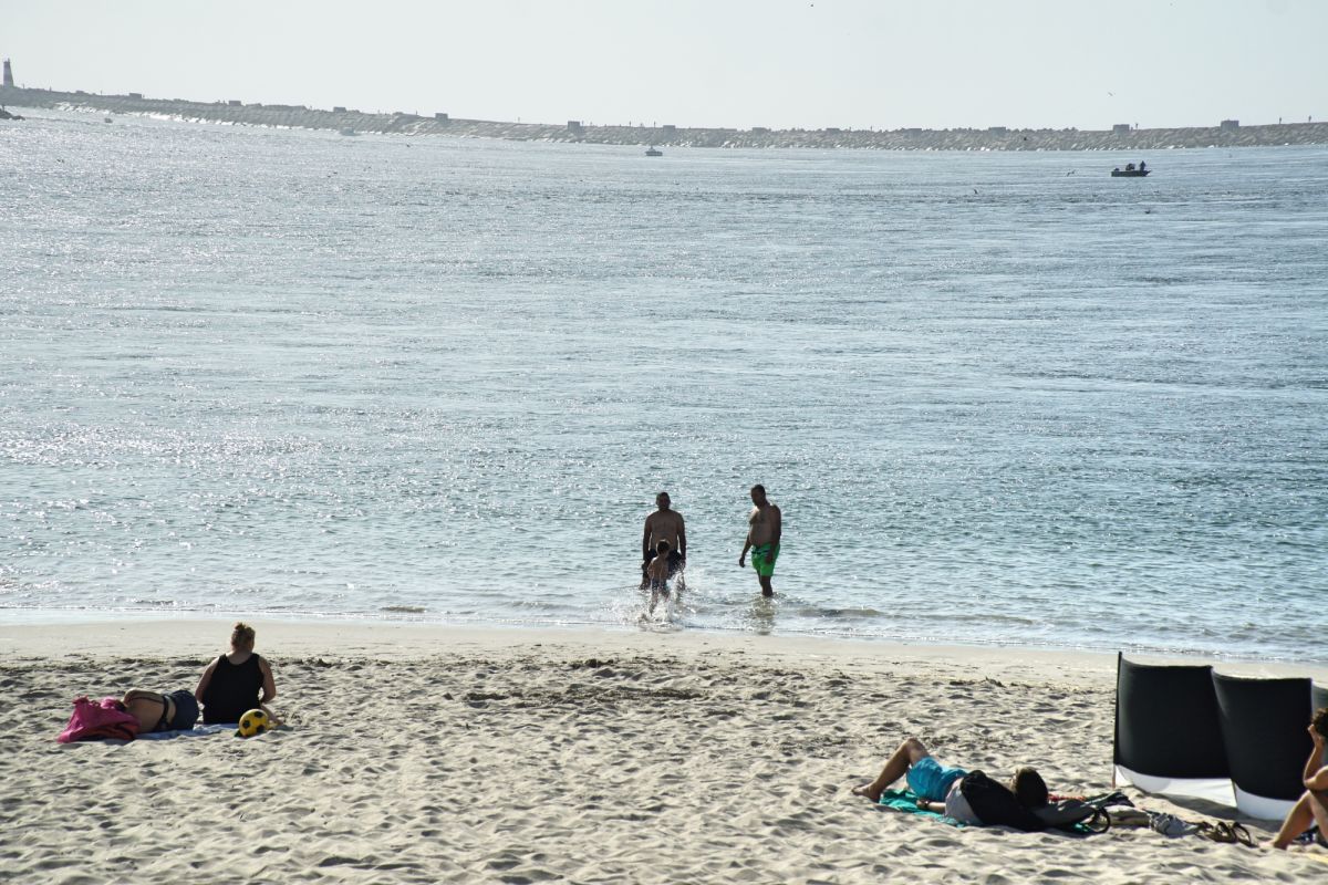 Пляж «Прайя-да-Барра»