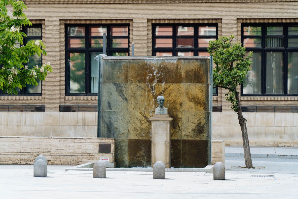 Памятник Мануэлю Лоренцо Пардо