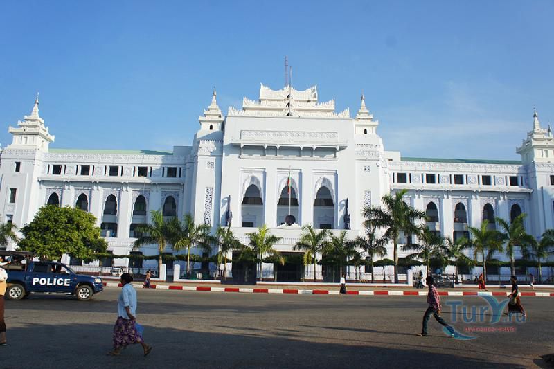 Городская ратуша