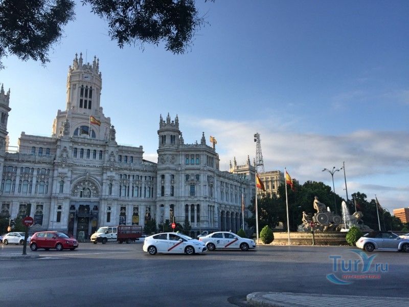 Культурный Центр CentroCentro (Дворец Сибелес)