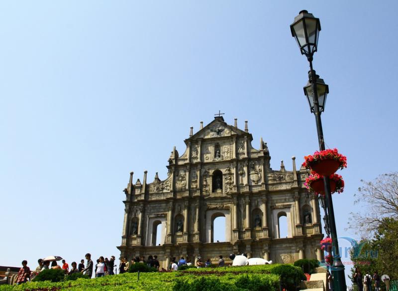 Развалины церкви Святого Павла