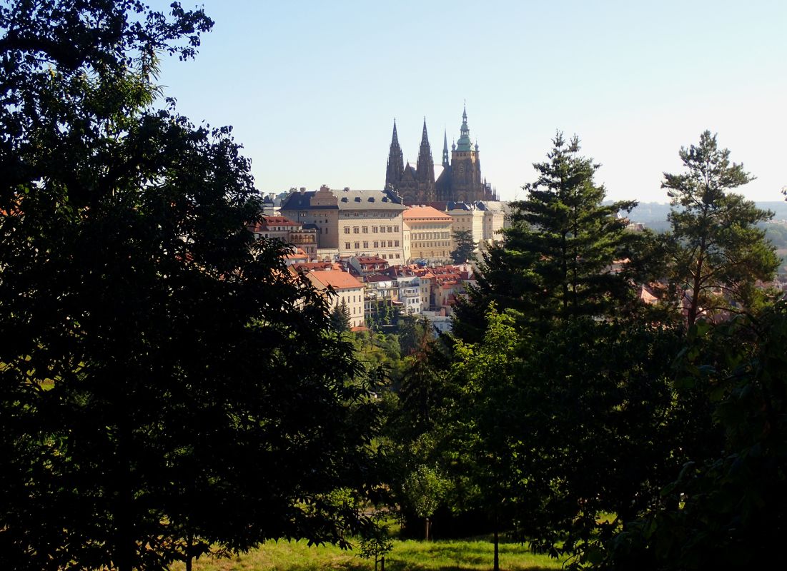Большой страговский сад