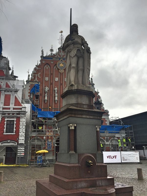 Статуя Роланда (Рига)