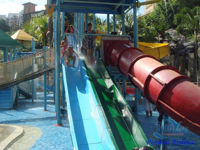 Парк развлечений Sunway Lagoon Theme Park Kuala Lumpur