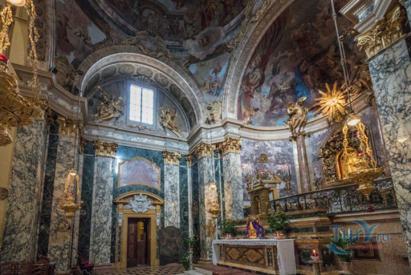 Базилика Мадонна Ди Сан Лука