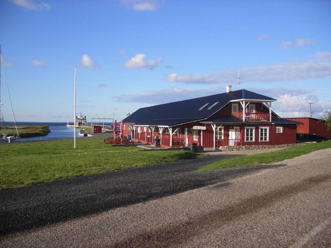 Сыруская корчма