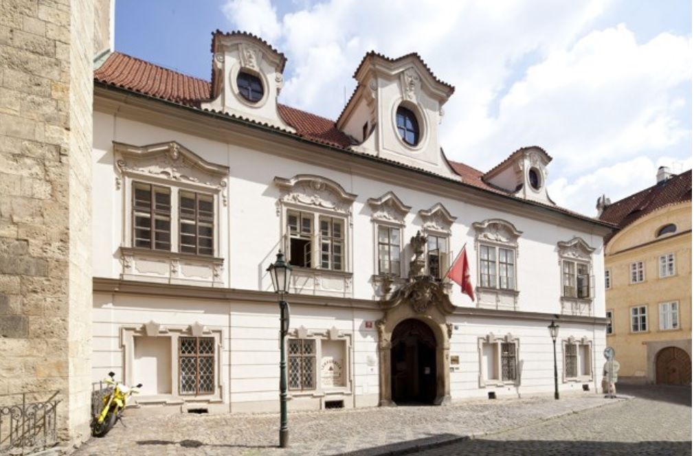 Велкопршеровский дворец