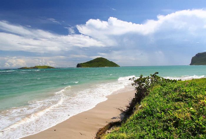 Пляж Анс де Сабль