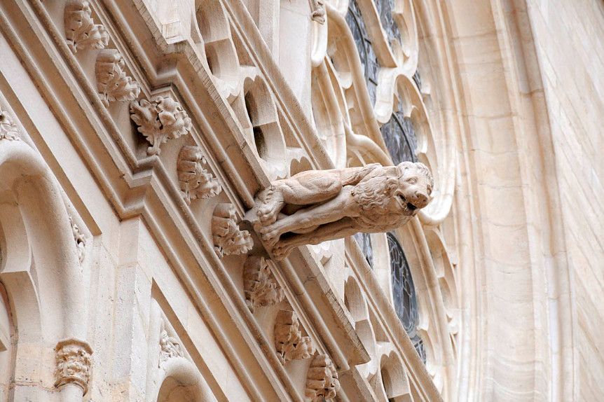 Кафедральный собор Сен-Жан (Собор Иоанна Крестителя)