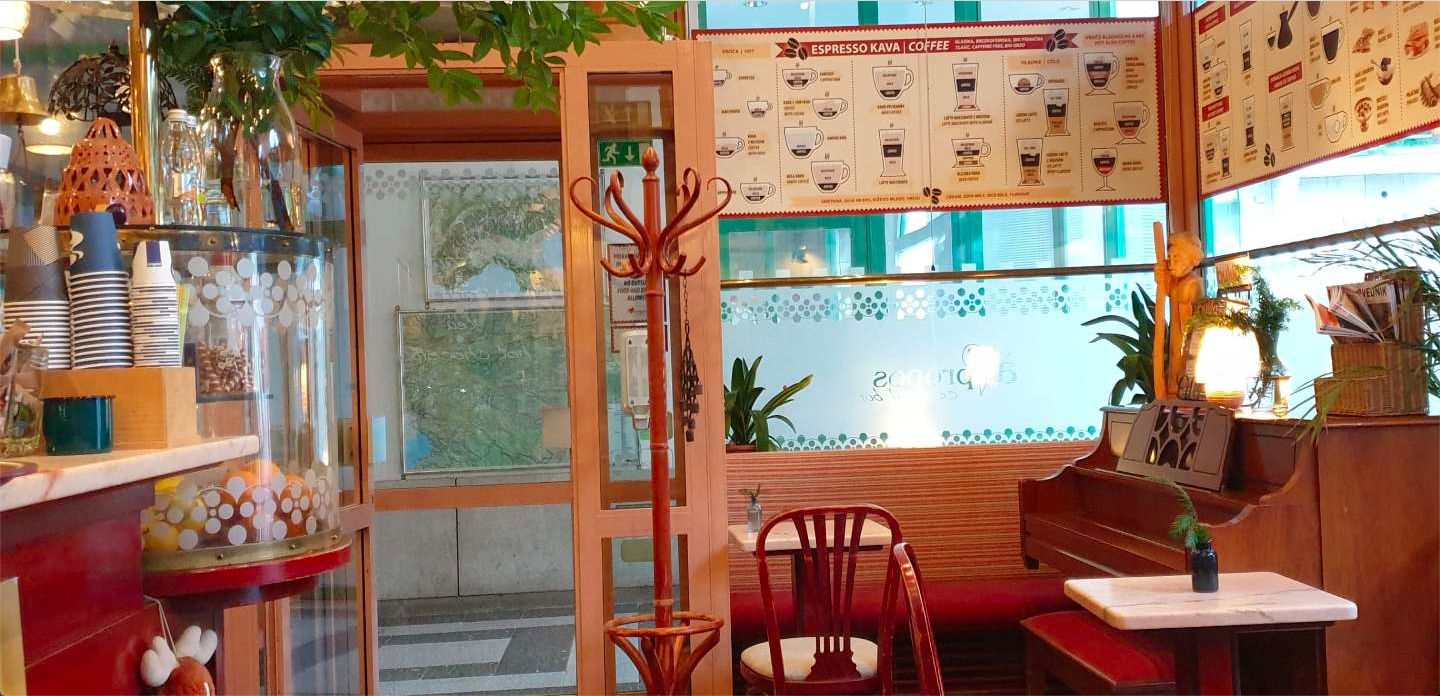 Cocktail bar À propos