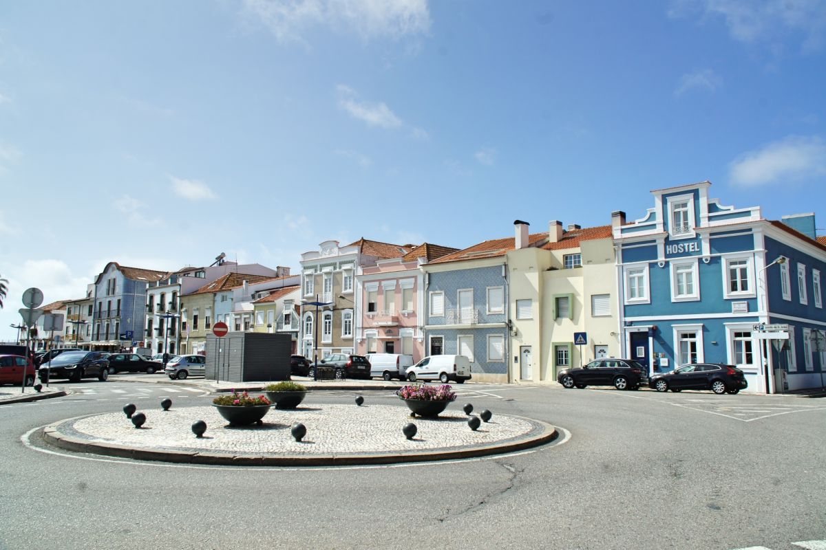 Площадь генерала Умберто Дельгадо