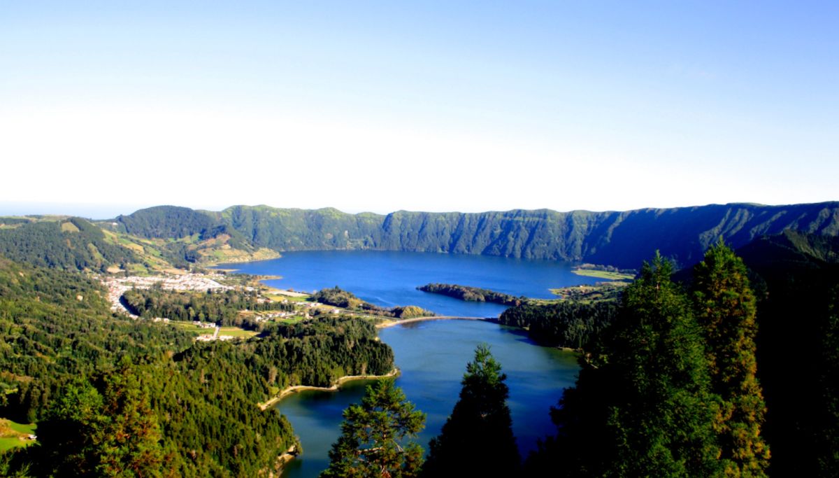 Кратер Кальдеры Сете-Сидадеш (Кратер Кальдеры Семи Городов)