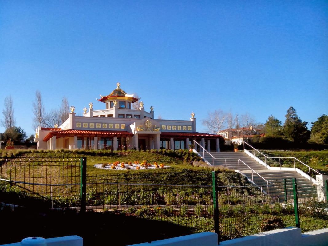 Центр медитации Кадампа Деуачен