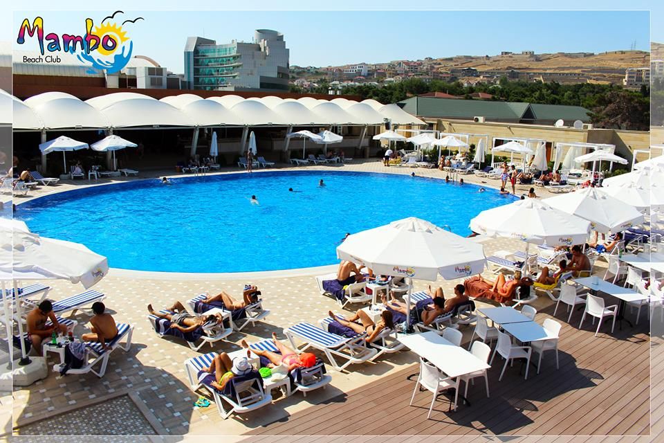 Пляжный клуб Мамбо