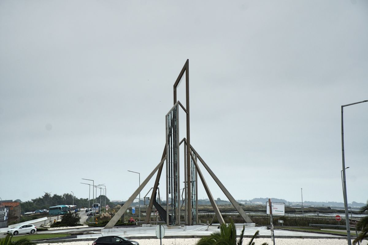 Памятник Марното и Салинейре