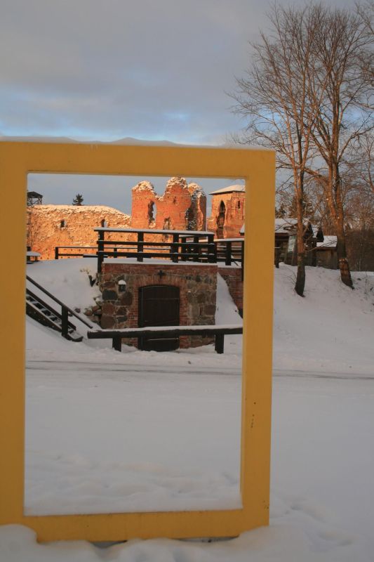 Средневековый центр впечатлений епископского городища Вастселийна