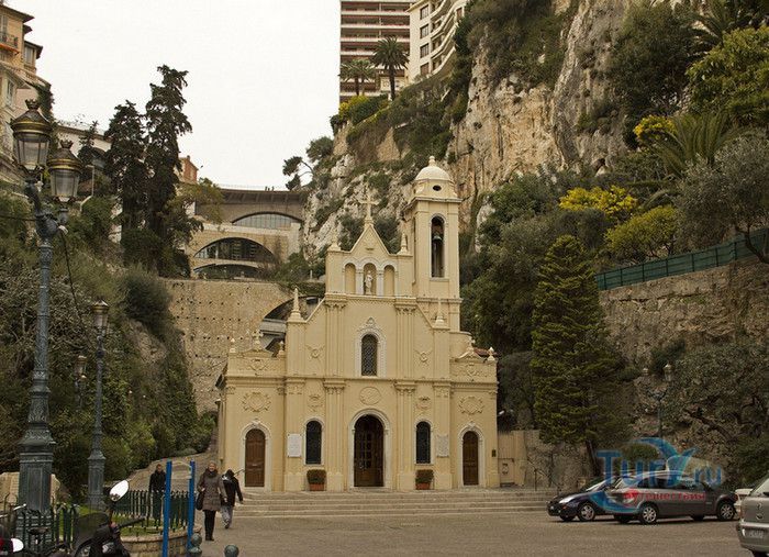 Церковь Святой Девоты