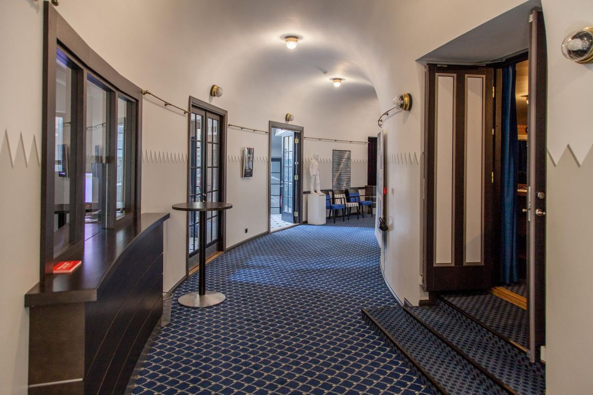 Малый дом театра 