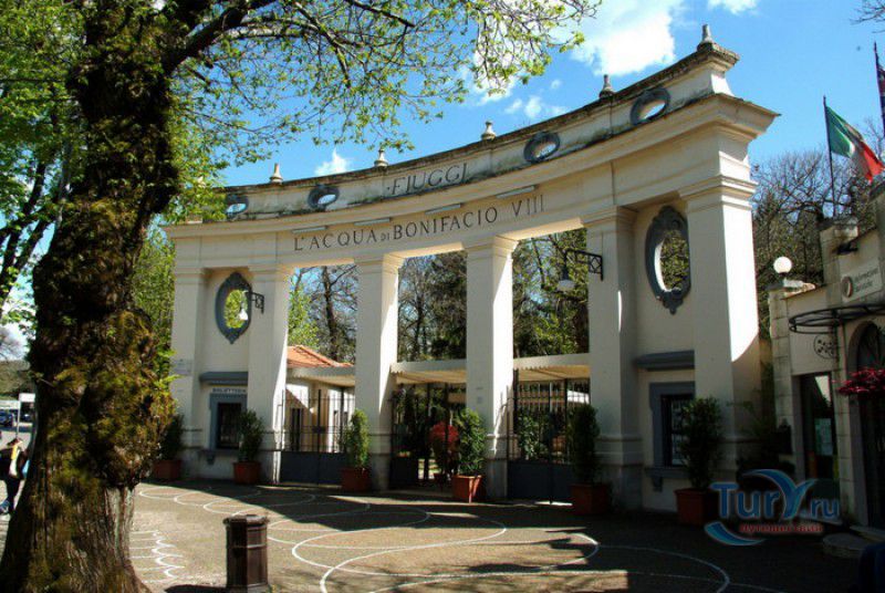 Водолечебница Бонифация VIII