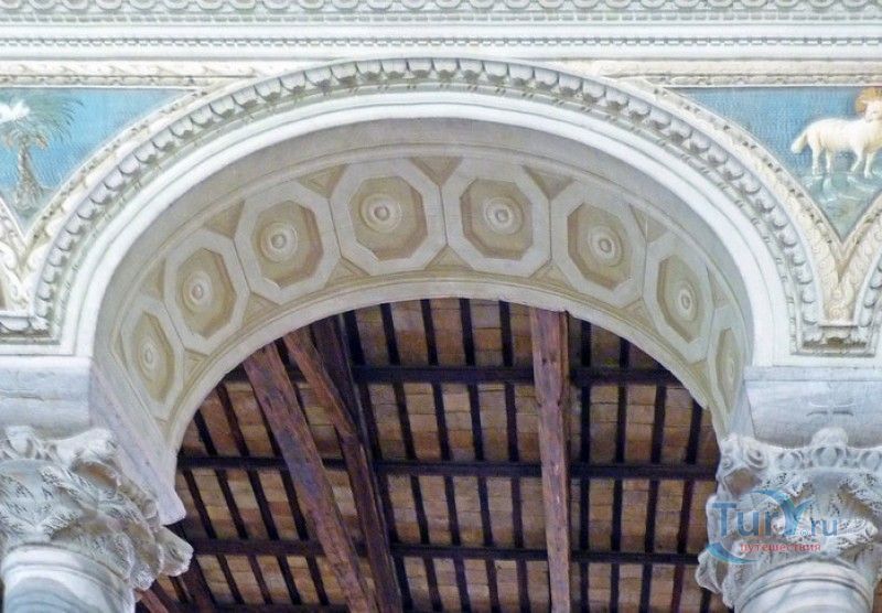 Базилика Сант-Аполлинаре-ин-Классе