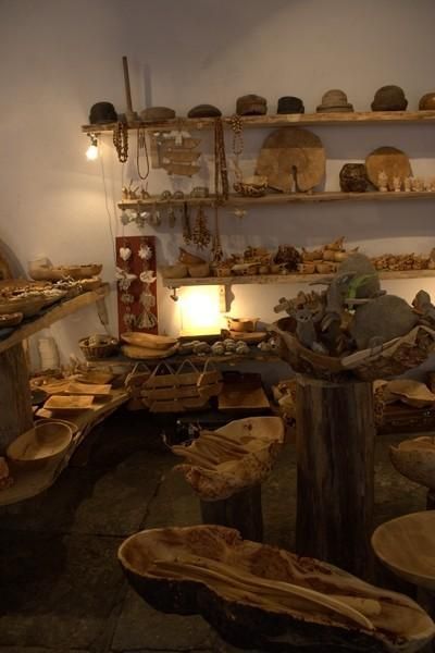 Магазин изделий народного промысла «Дерево и жук»