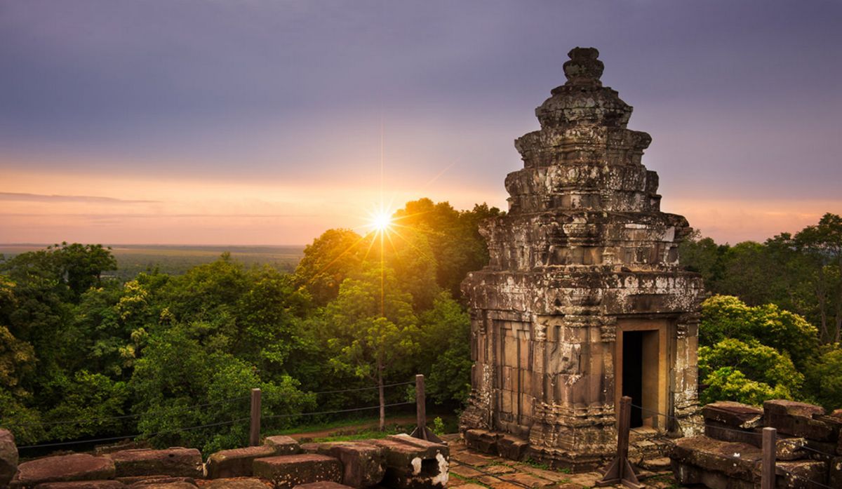 Храм Пном Бакхенг