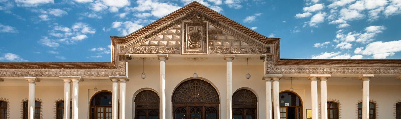 Дом Амира Незама Гаруси или Музей Каджаров в Тебризе