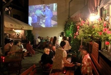 Караоке-паб Alex Maja