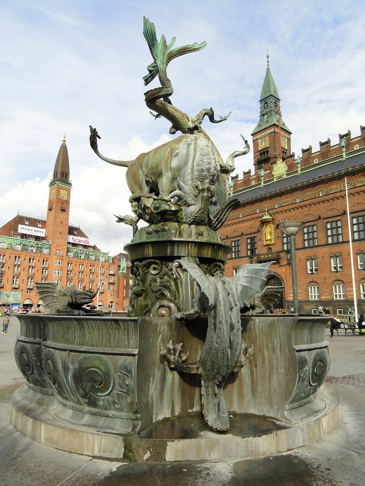 Фонтан Дракона