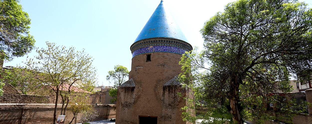 Мавзолей Хамдоллы Мостовфи