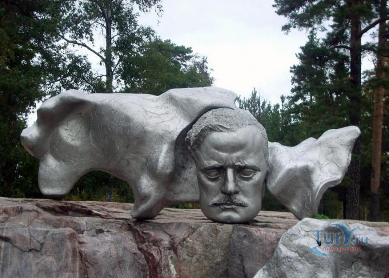 Памятник Яну Сибелиусу