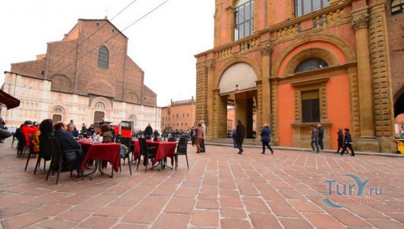 Пьяцца Маджоре