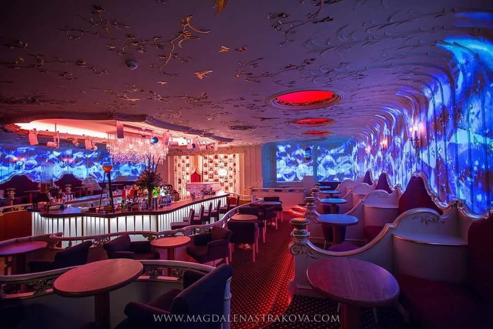 Коктейльный бар Crazy Daisy