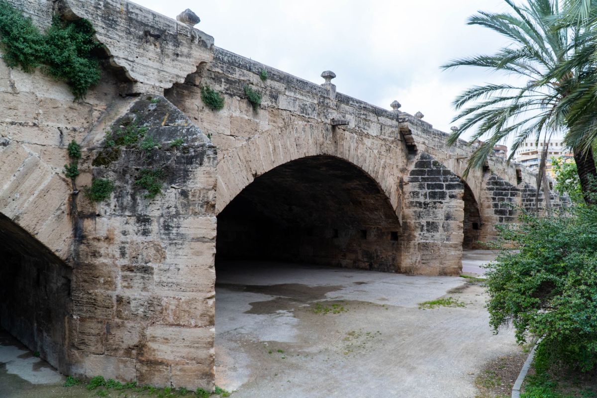 Ко­ро­лев­ский мост