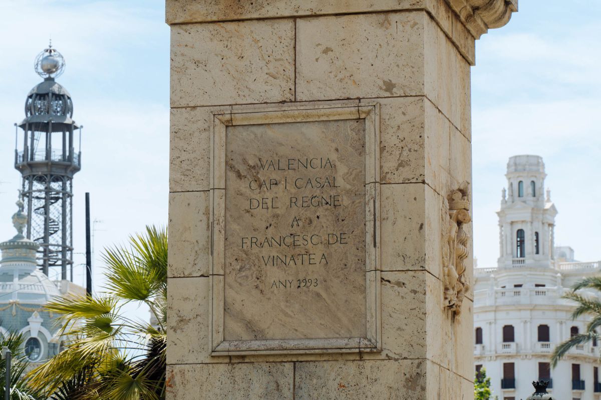 Памятник Франсеску де Виньятеа