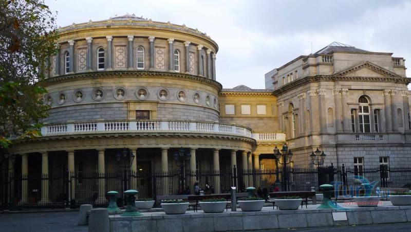 Ирландский Национальный Музей Археологии на Килдэр стрит 