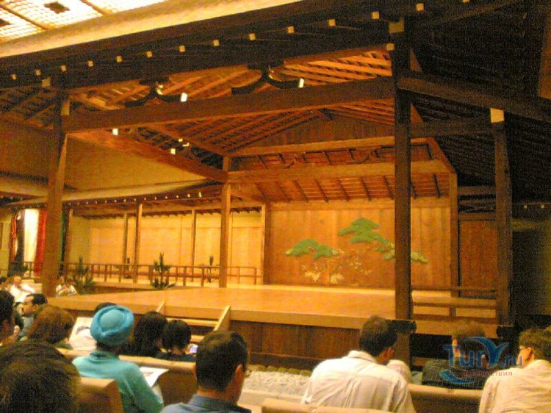 Национальный театр Но