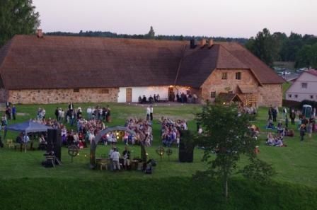 Средневековый центр впечатлений епископского городища Вастселийна
