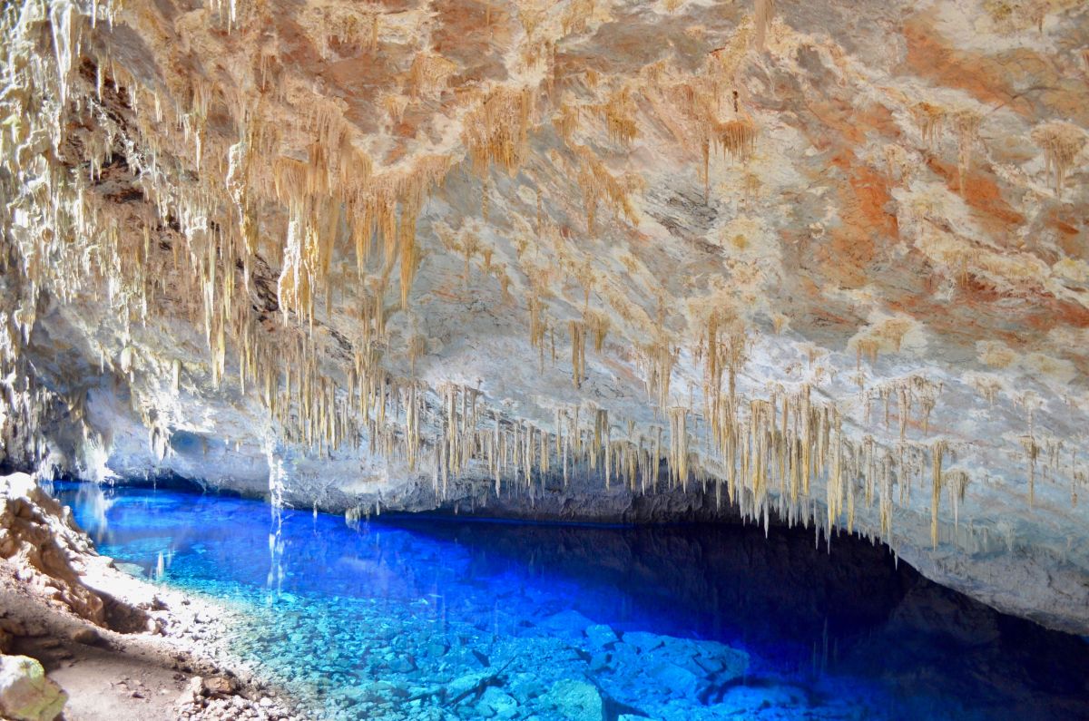 Грута ду Лаго Азул (Blue Lake Cave)