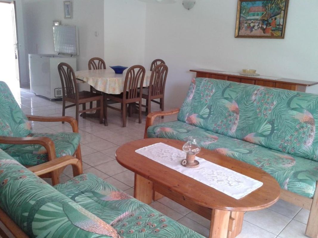 Le Relax St. Joseph Guest House