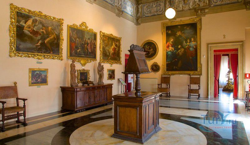 Палаццо д'Аккурсио (Палаццо Коммунале)