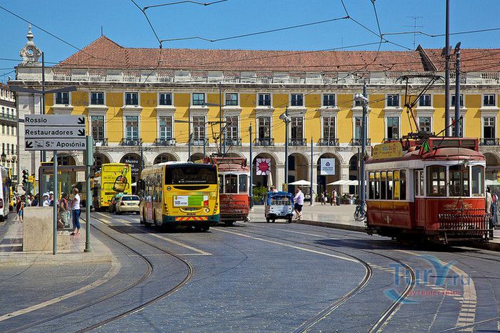 Торговая площадь (Дворцовая площадь)