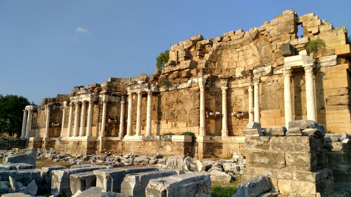 Монументальный Нимфеум Фонтан в Сиде